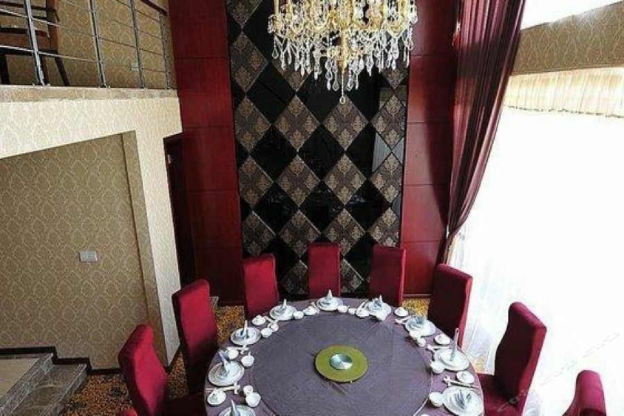 Chonpines Hotel 안순 외부 사진